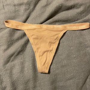 NWT Victoria’s Secret V String Thong Vintage XS
